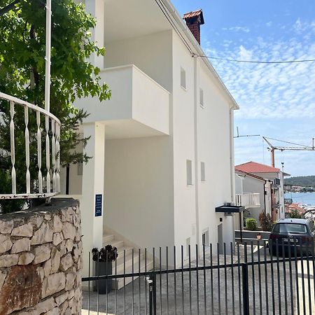 Jurkas Apartment Trogir Exterior foto